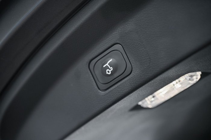 2025 Ford Everest Sport