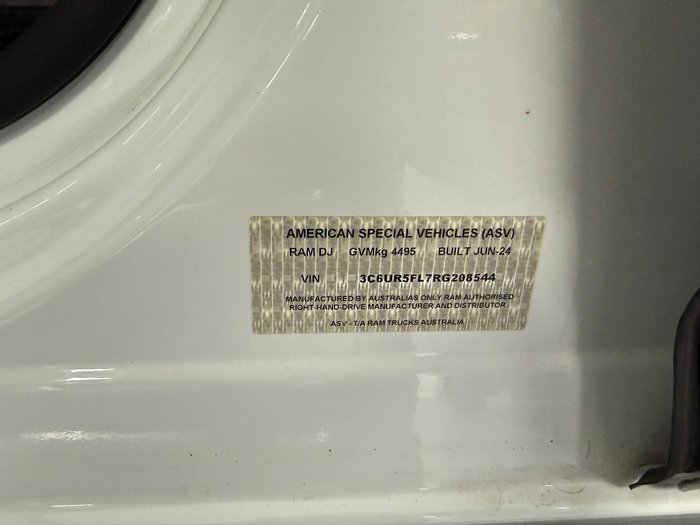 2024 RAM 2500 Laramie Rambox