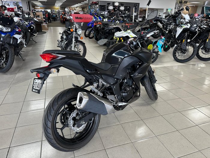 2015 Kawasaki Z300 ABS Z Black
