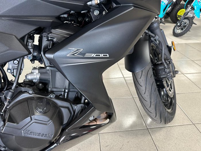 2015 Kawasaki Z300 ABS Z Black