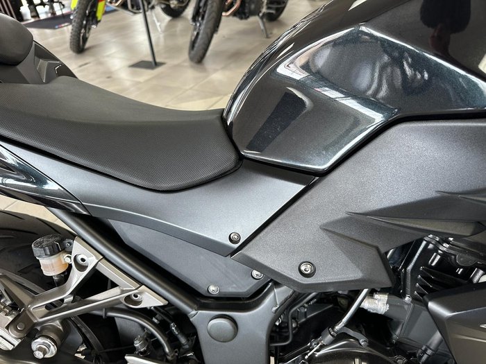 2015 Kawasaki Z300 ABS Z Black