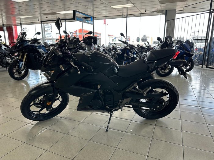 2015 Kawasaki Z300 ABS Z Black