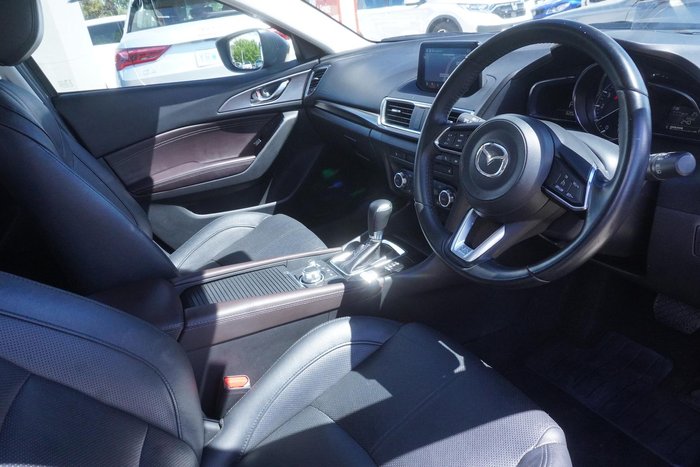 2018 Mazda 3 SP25 GT