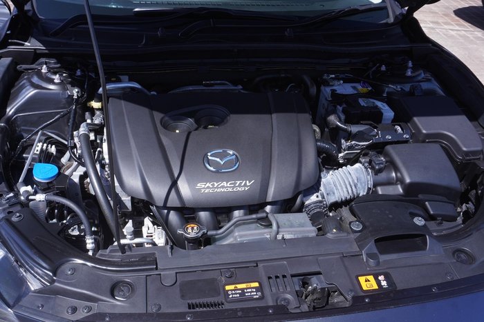 2018 Mazda 3 SP25 GT