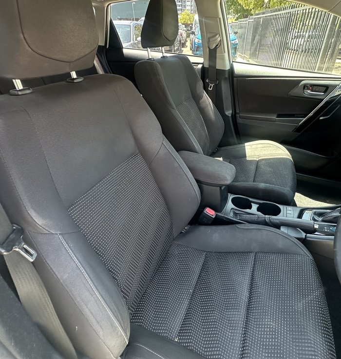 2016 Toyota Corolla Ascent Sport