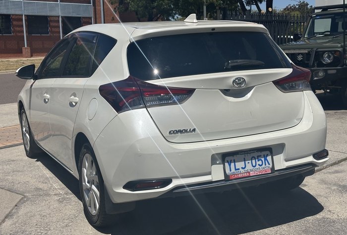 2016 Toyota Corolla Ascent Sport