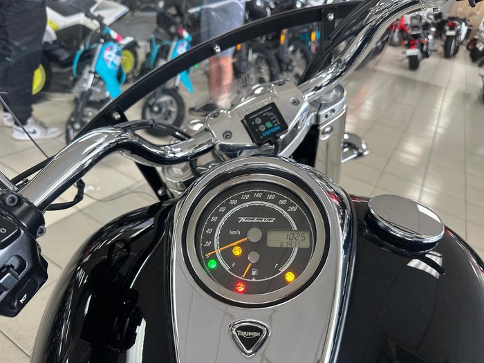 2016 Triumph Thunderbird Commander Thunderbird Black