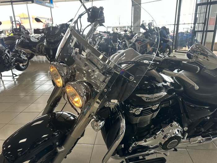 2016 Triumph Thunderbird Commander Thunderbird Black