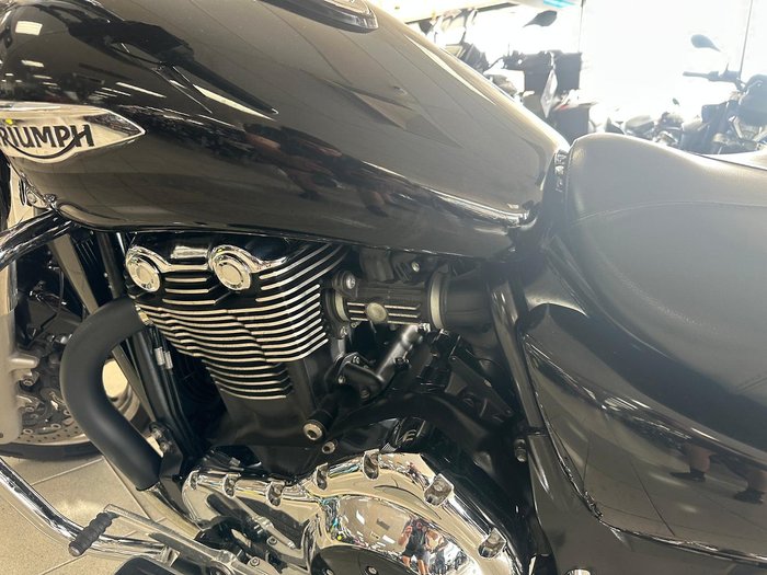 2016 Triumph Thunderbird Commander Thunderbird Black
