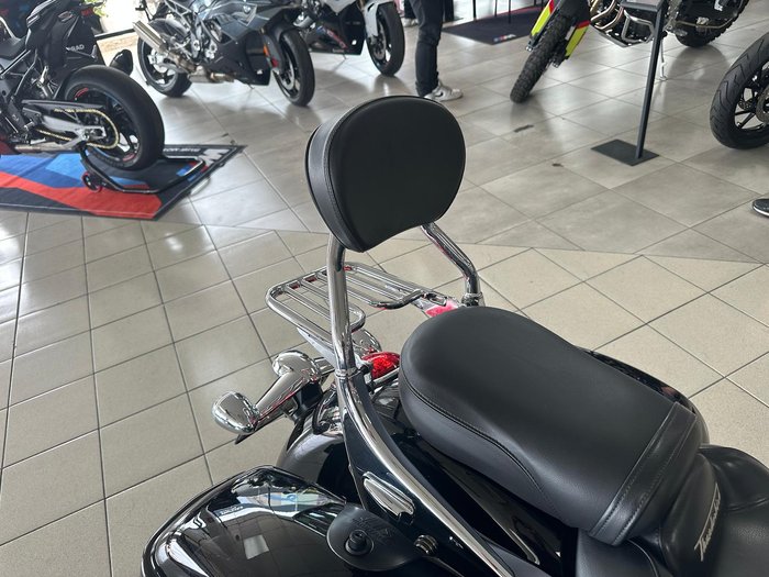 2016 Triumph Thunderbird Commander Thunderbird Black