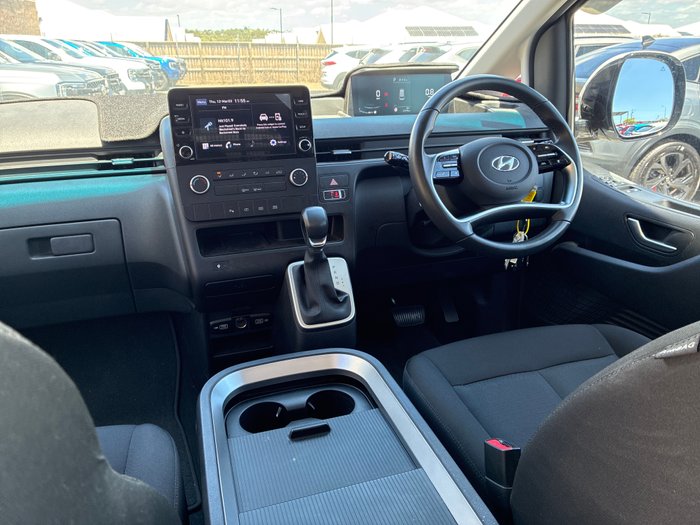 2023 Hyundai Staria Load (No Badge)