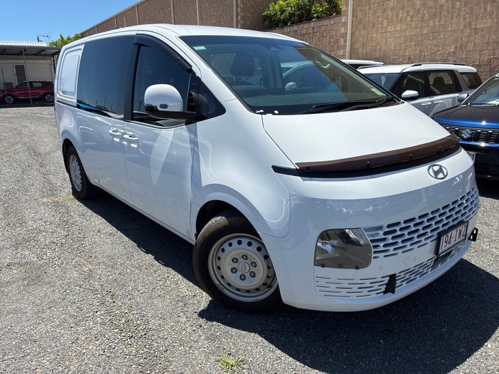 2023 Hyundai Staria Load (No Badge)