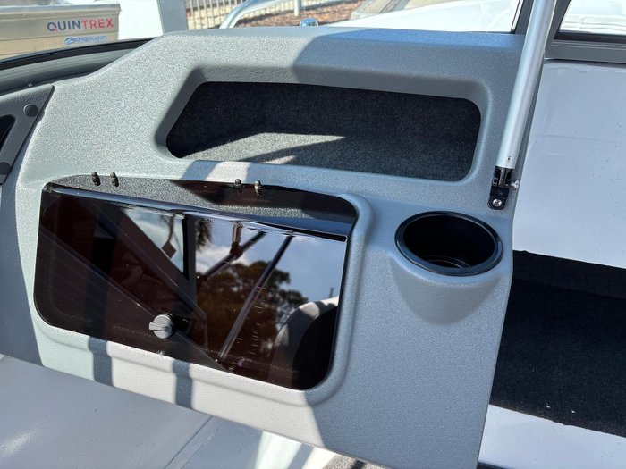 2026 QUINTREX 430 Fishabout Pro