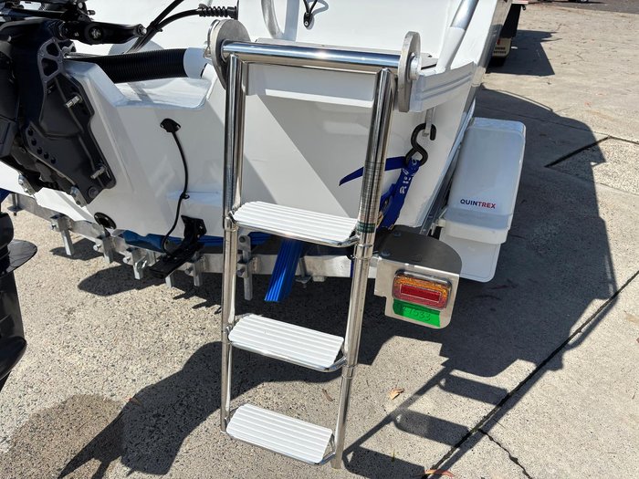 2026 QUINTREX 430 Fishabout Pro