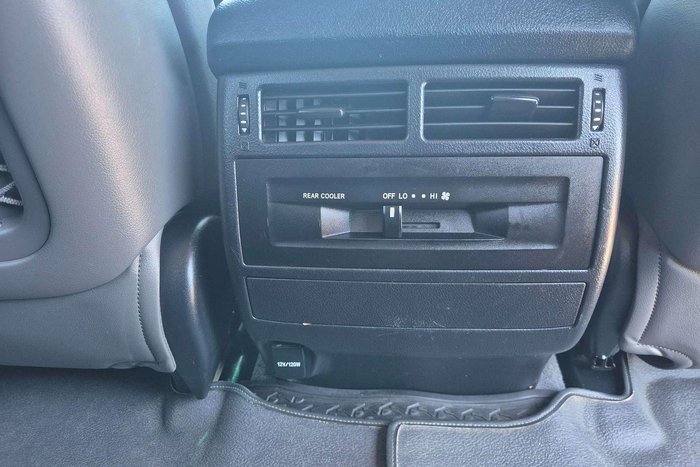 2017 Toyota Landcruiser GXL VDJ200R 4X4 Dual Range Glacier White