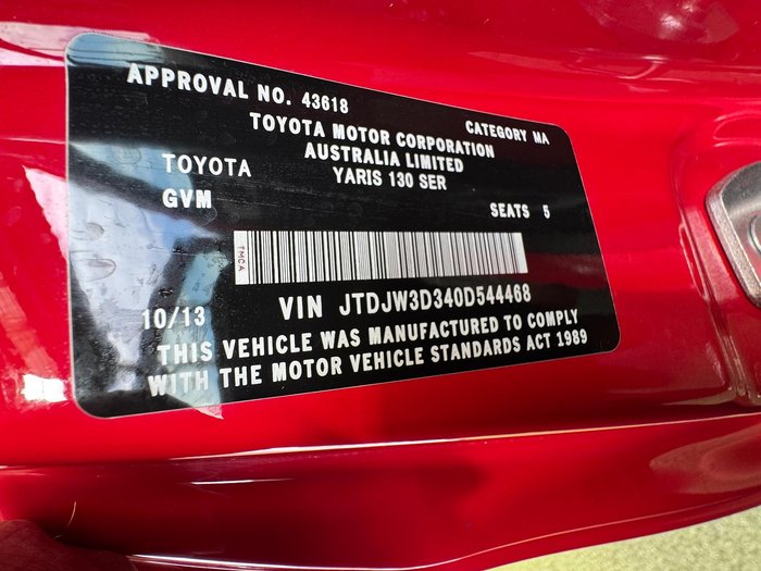 2013 Toyota Yaris YR