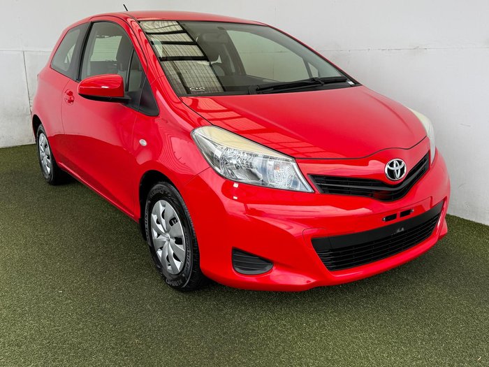 2013 Toyota Yaris YR