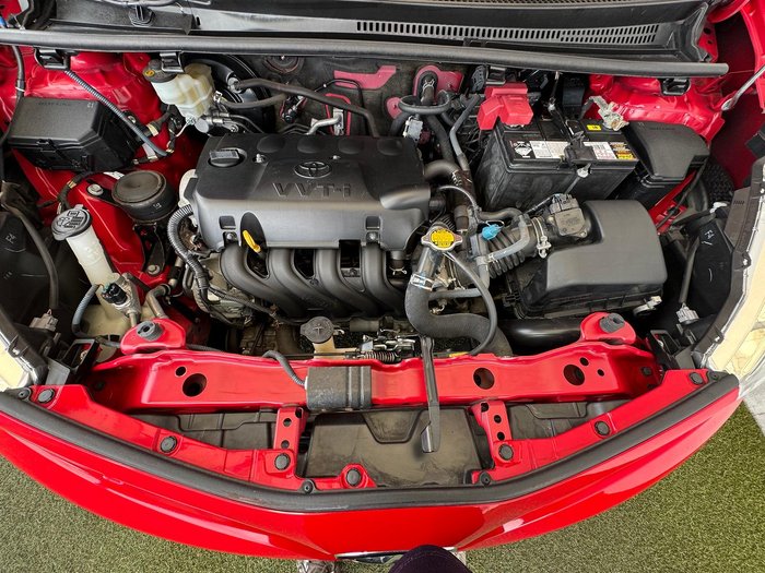 2013 Toyota Yaris YR