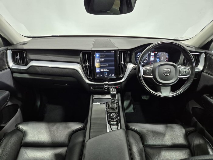 2020 Volvo XC60 T5 Momentum