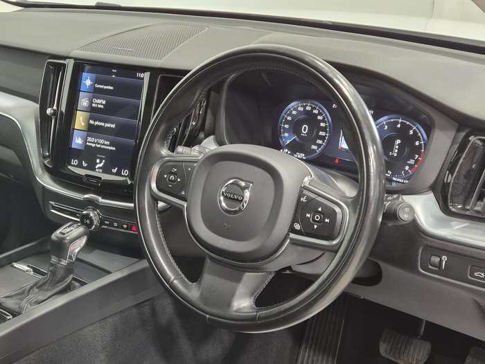 2020 Volvo XC60 T5 Momentum MY20 AWD White