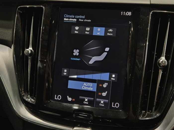 2020 Volvo XC60 T5 Momentum