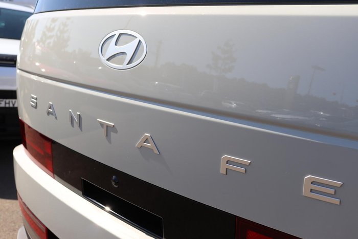 2025 Hyundai Santa Fe Hybrid Elite