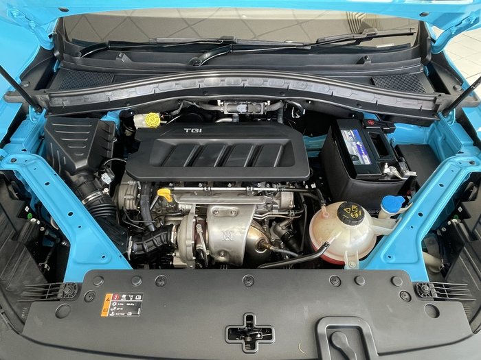 2022 MG HS Essence X