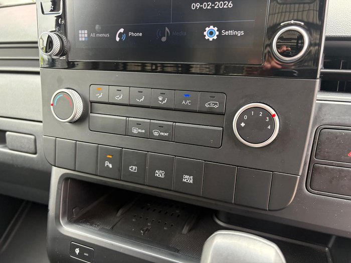 2024 Hyundai STARIA LOAD