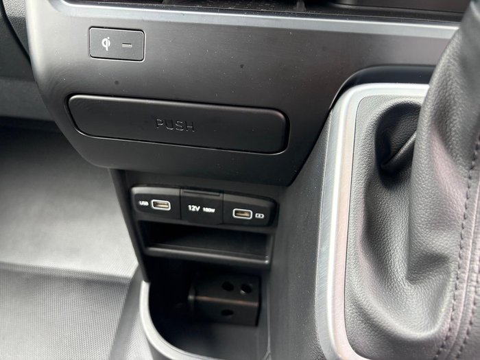 2024 Hyundai STARIA LOAD