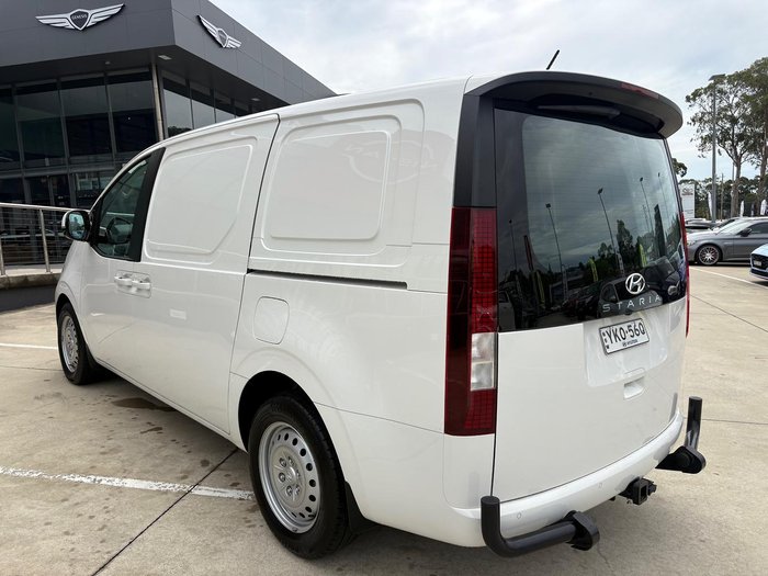 2024 Hyundai STARIA LOAD
