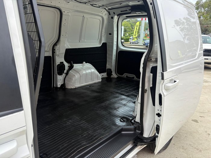 2024 Hyundai STARIA LOAD