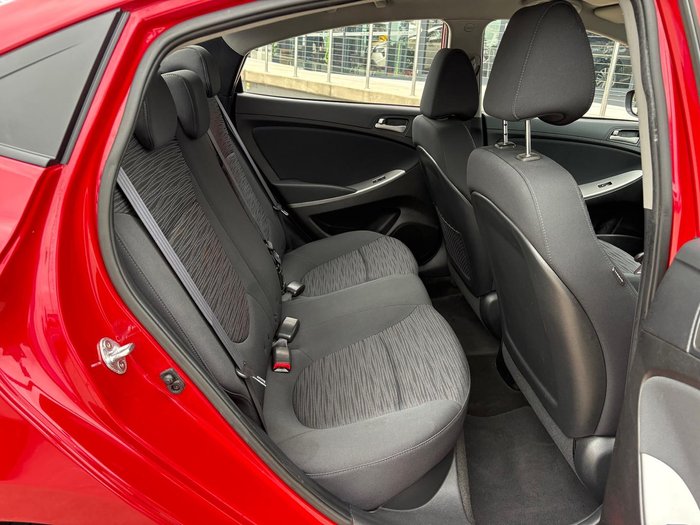 2017 Hyundai Accent Active