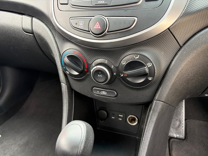 2017 Hyundai Accent Active