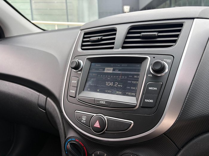 2017 Hyundai Accent Active