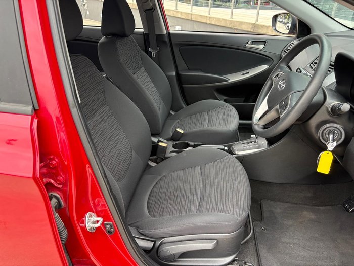 2017 Hyundai Accent Active