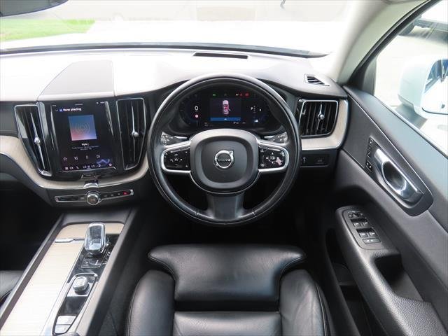 2022 Volvo XC60 B5 Inscription