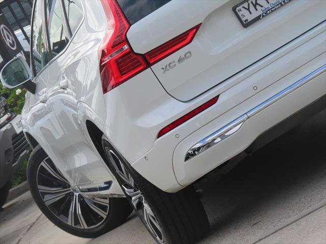 2022 Volvo XC60 B5 Inscription