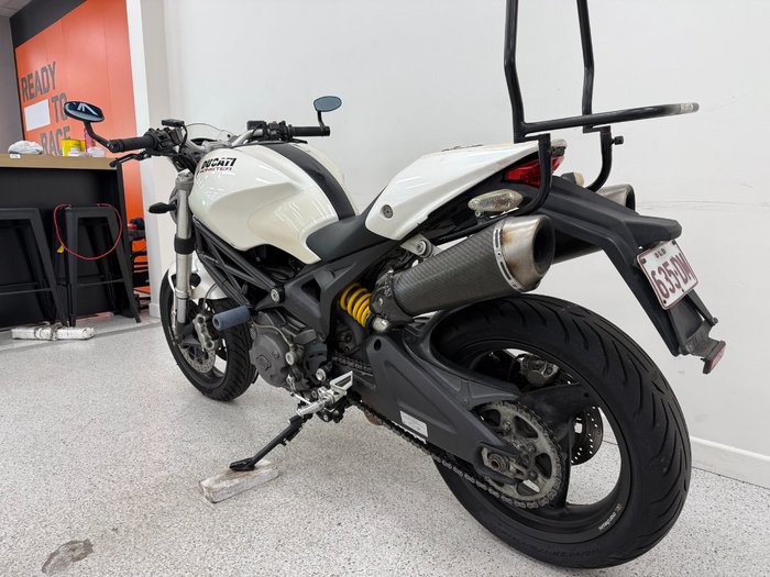 2008 DUCATI MONSTER 696 White