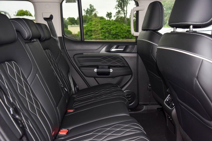 2025 GWM Tank 300 Lux