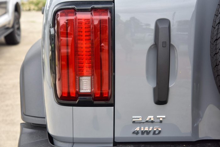 2025 GWM Tank 300 Lux