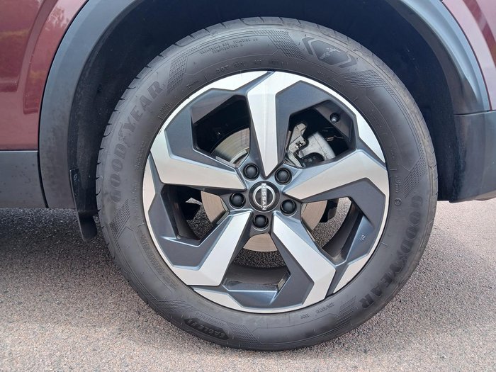 2024 Nissan QASHQAI ST+