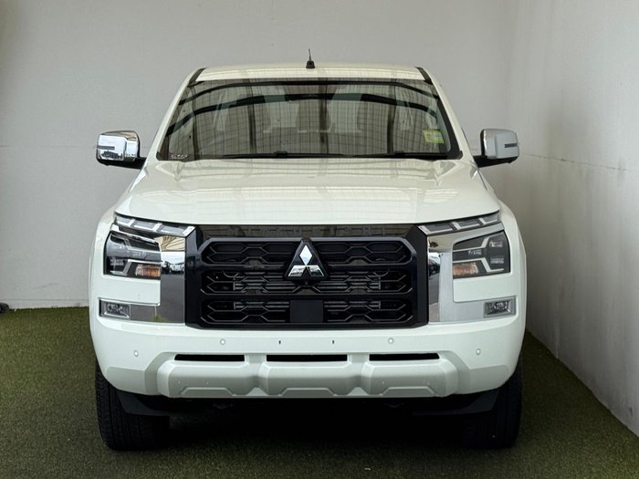 2025 Mitsubishi Triton GLS