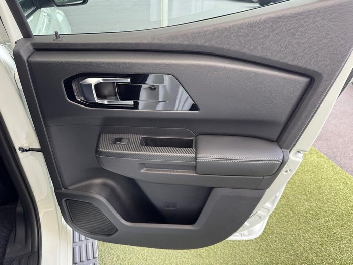 2025 Mitsubishi Triton GLS