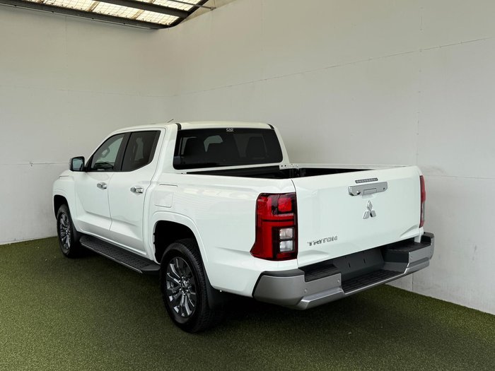 2025 Mitsubishi Triton GLS