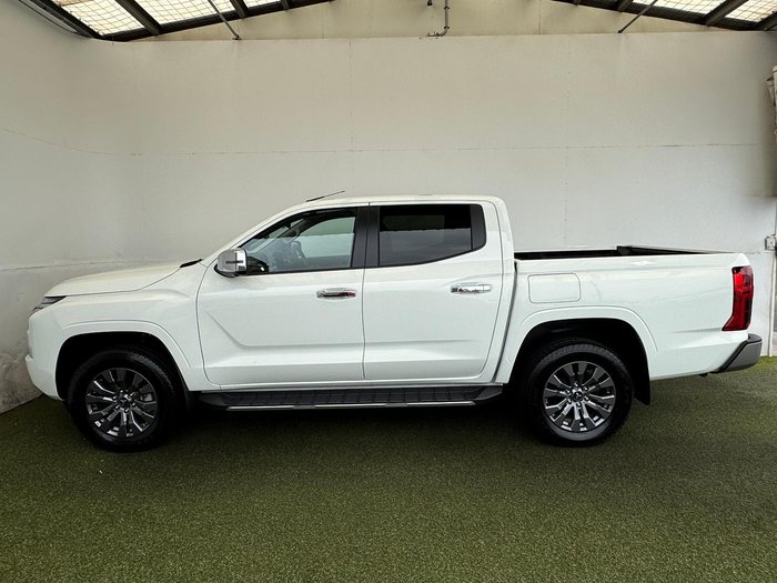 2025 Mitsubishi Triton GLS