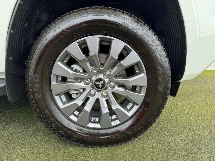 2025 Mitsubishi Triton GLS