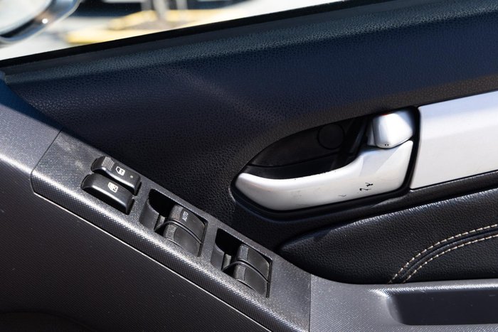 2016 Isuzu MU-X LS-T MY15.5 4x2 Titanium Silver