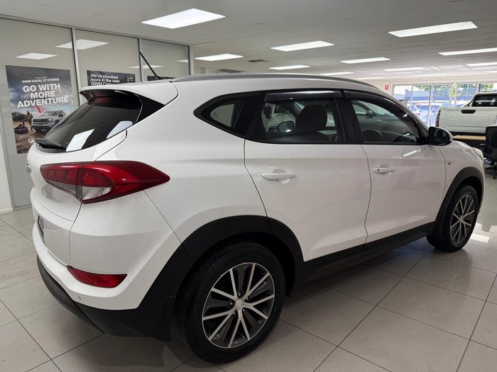 2016 Hyundai Tucson Active X TL Pure White
