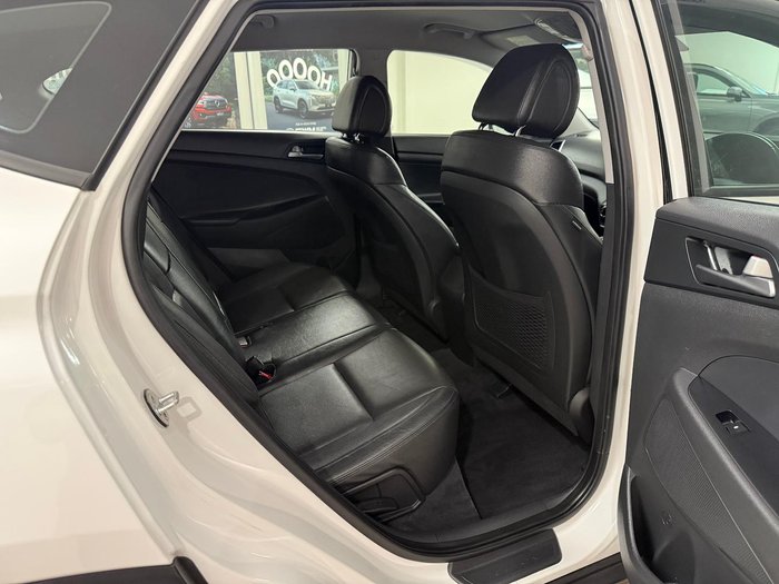2016 Hyundai Tucson Active X TL Pure White