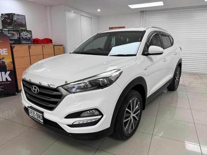 2016 Hyundai Tucson Active X TL Pure White